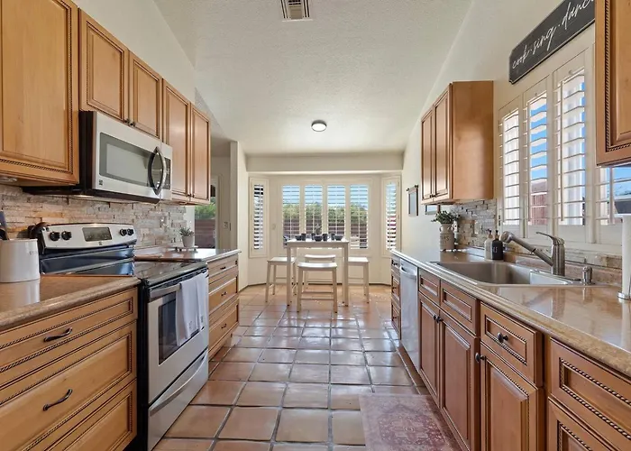 Holiday home Southwestern Oasis With Pool!